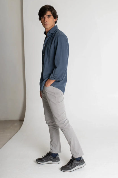 CAMISA DE MICROPANA AZUL OSCURO LAVADO