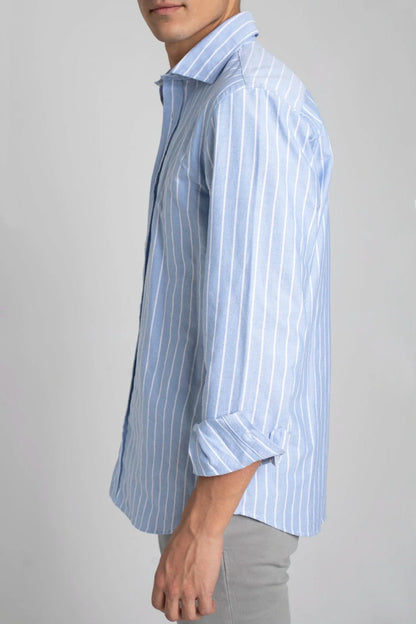 CAMISA AZUL CON RAYA BLANCA