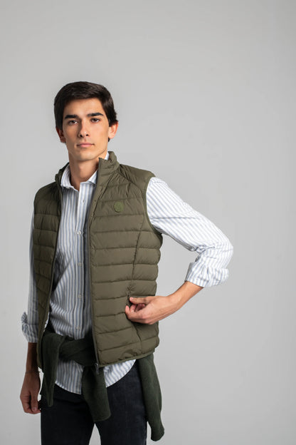 CHALECO DE PLUMAS VERDE JOTT