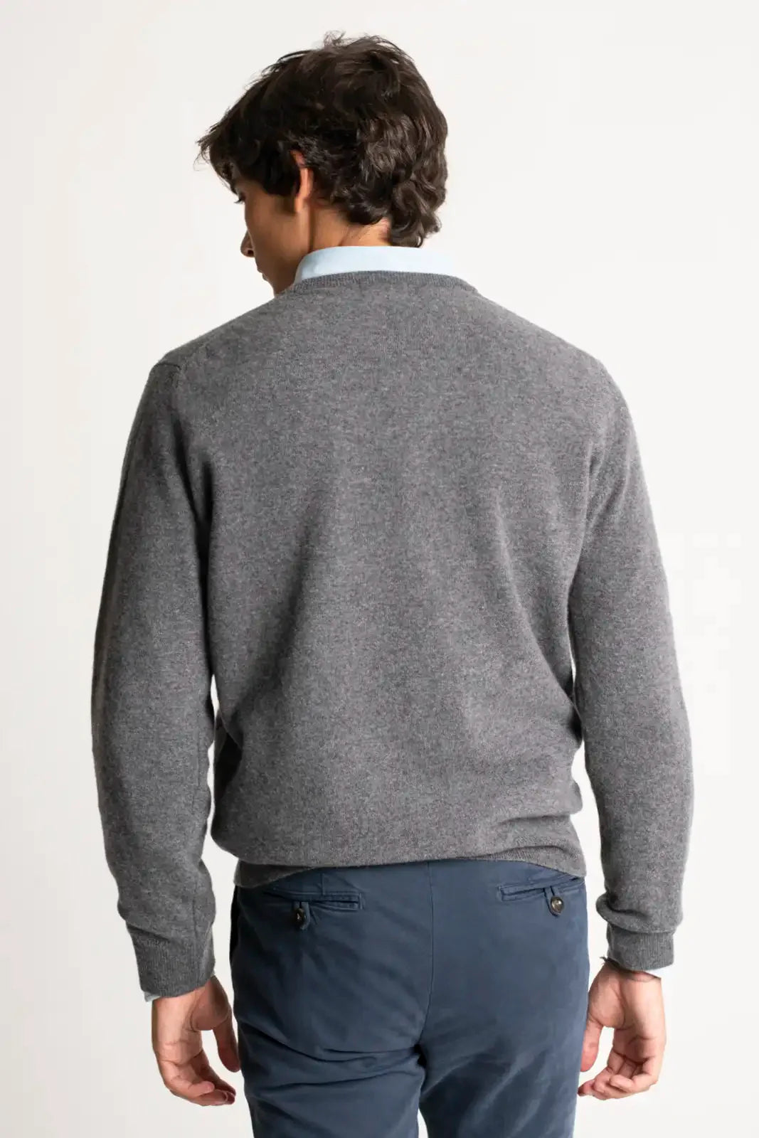 JERSEY CUELLO PICO GRIS