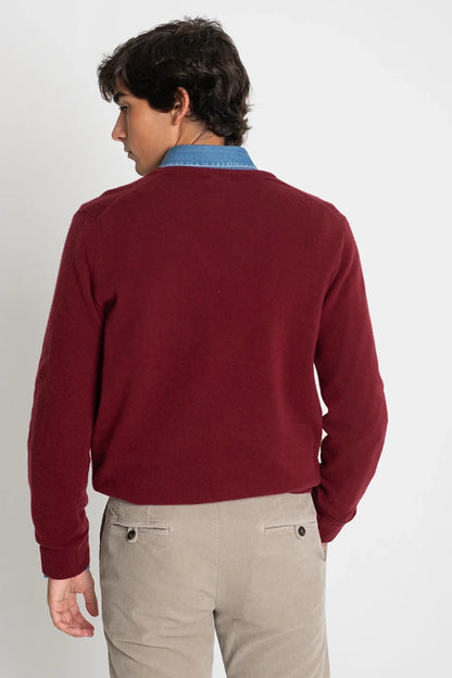 JERSEY CUELLO PICO GRANATE