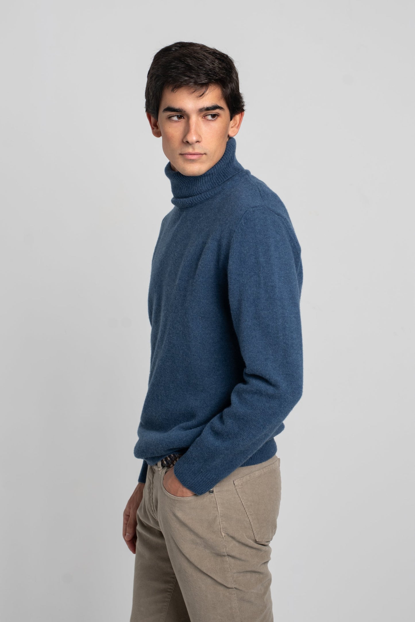 JERSEY DE CUELLO VUELTO AZUL