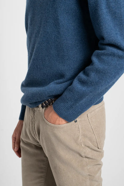 JERSEY DE CUELLO VUELTO AZUL