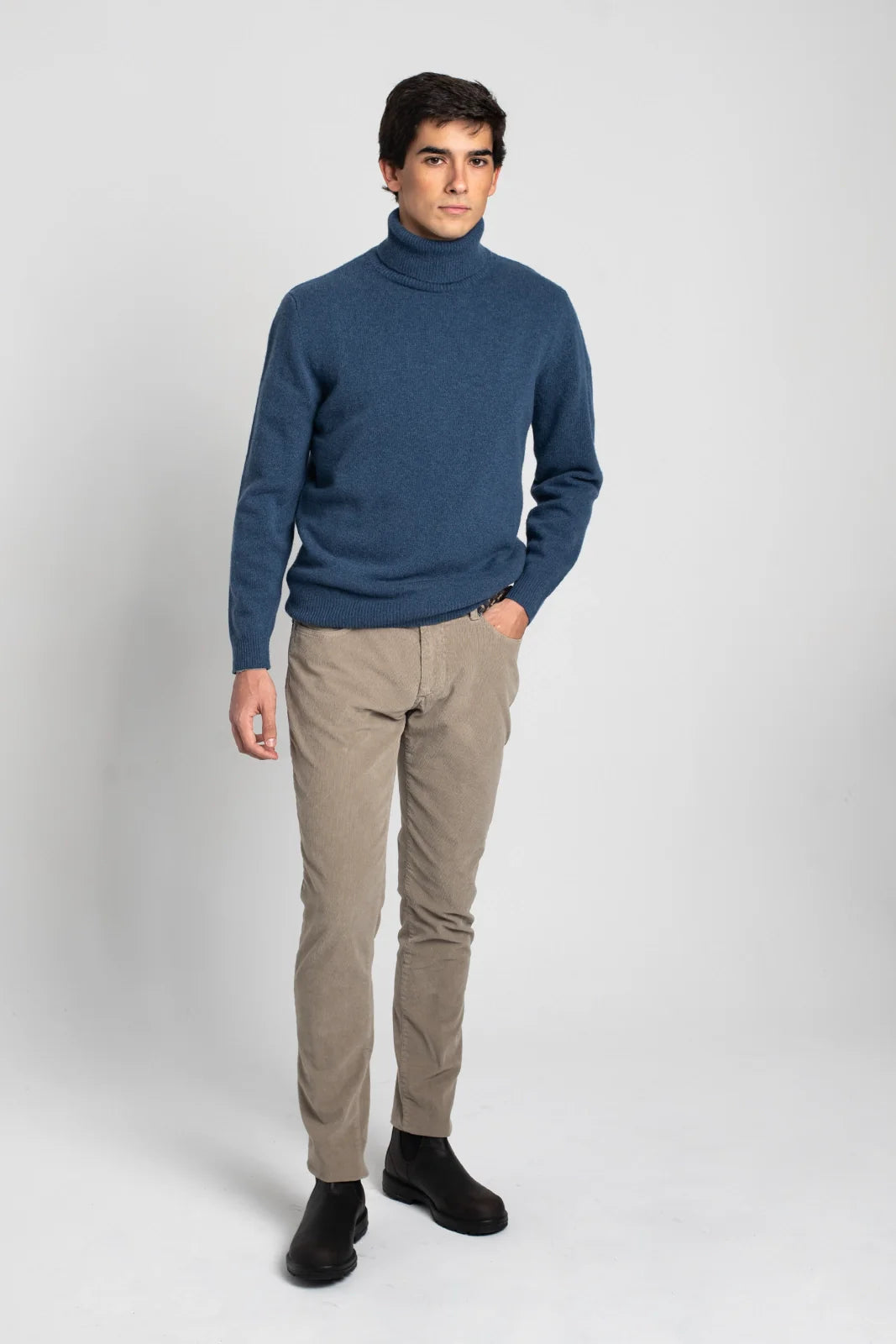 JERSEY DE CUELLO VUELTO AZUL