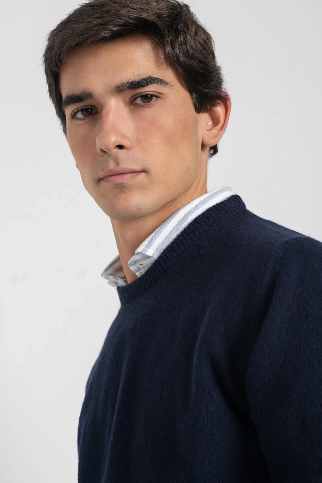 JERSEY CUELLO A CAJA AZUL MARINO
