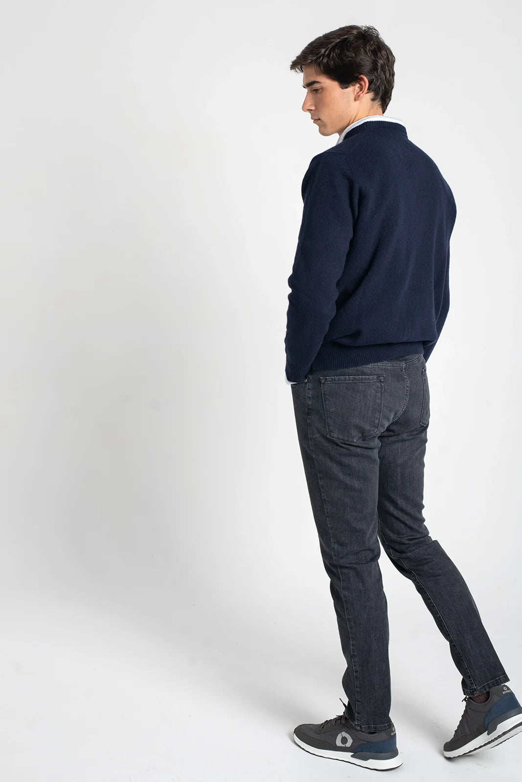 JERSEY CUELLO A CAJA AZUL MARINO