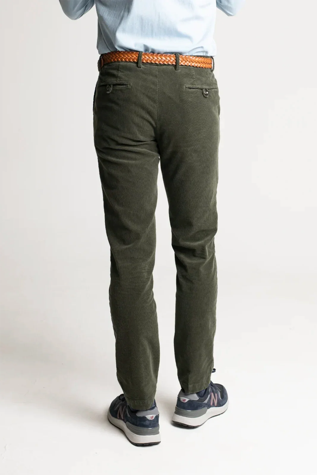 PANTALÓN CHINO PANA VERDE OLIVA