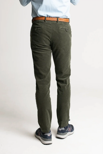 PANTALÓN CHINO PANA VERDE OLIVA