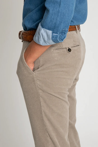 PANTALÓN CHINO PANA BEIGE
