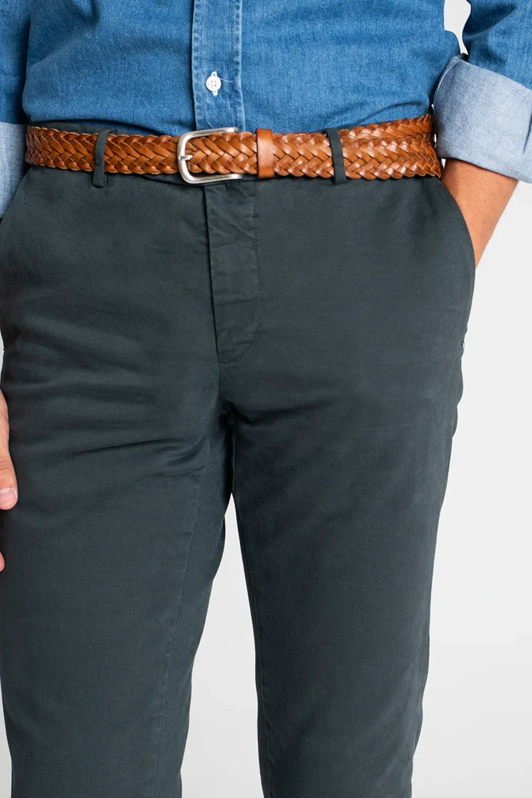 PANTALÓN CHINO AZUL VERDOSO