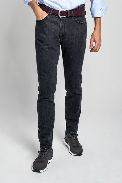 PANTALÓN VAQUERO NEGRO