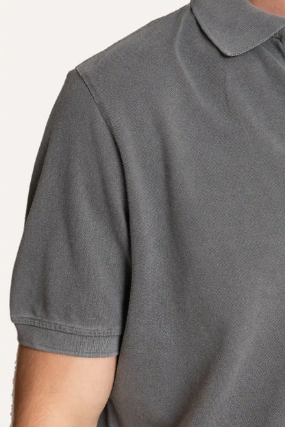 POLO PIQUÉ MANGA CORTA GRIS