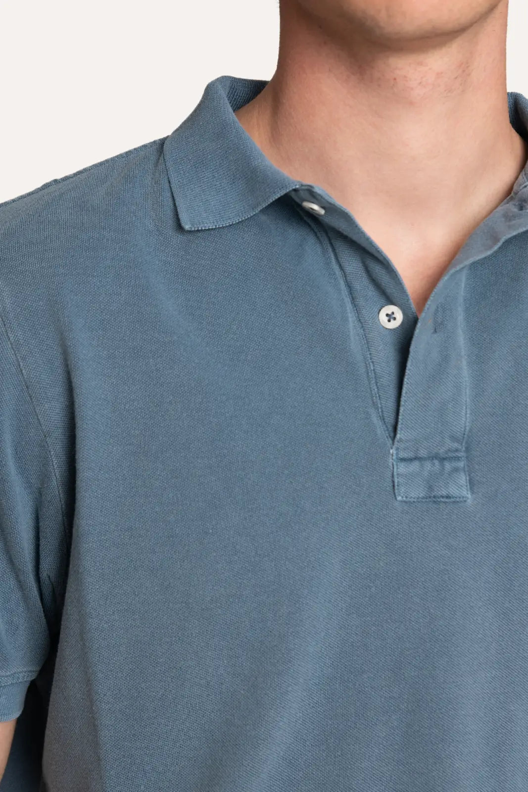 POLO PIQUÉ MANGA CORTA AZUL LAVADO