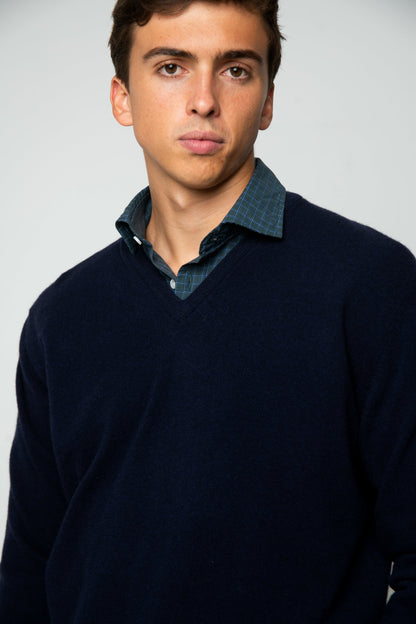 JERSEY CUELLO PICO AZUL MARINO