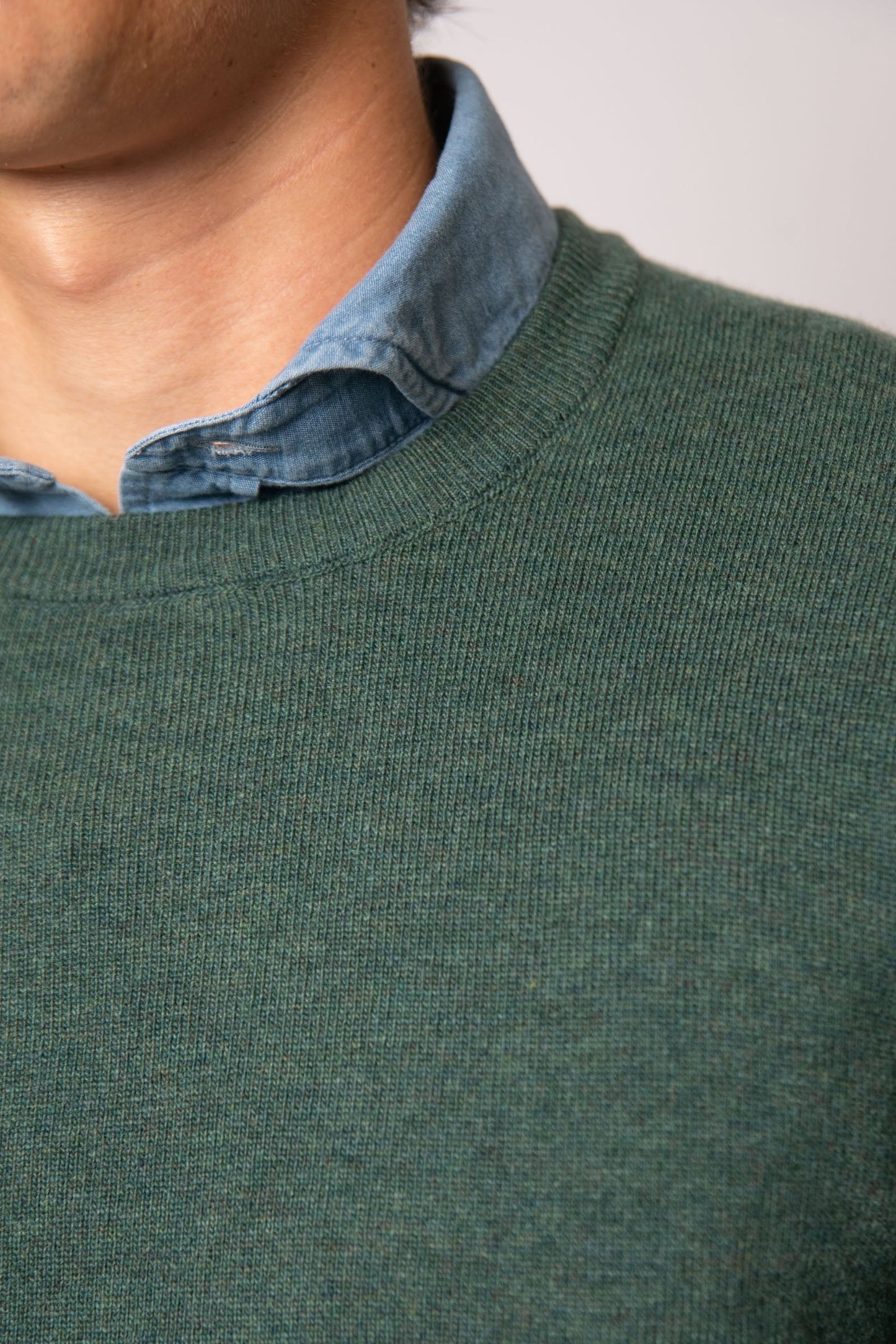 JERSEY CUELLO CAJA VERDE