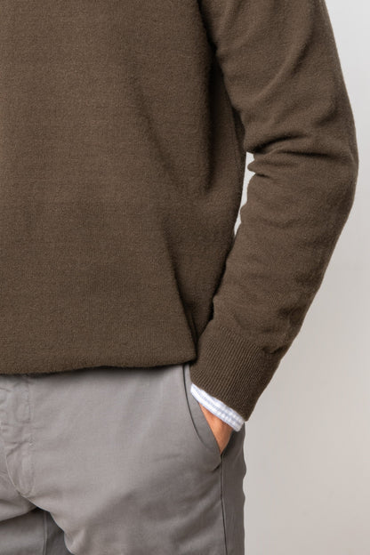 JERSEY CUELLO PICO VERDE PARDO