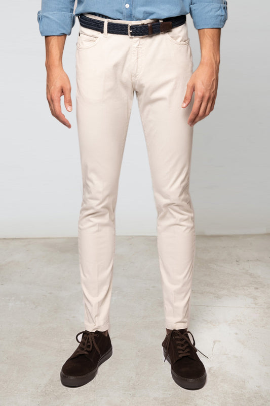 PANTALÓN 5 BOLSILLOS HUESO