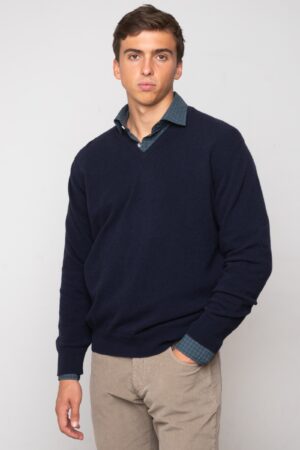 JERSEY CUELLO PICO AZUL MARINO